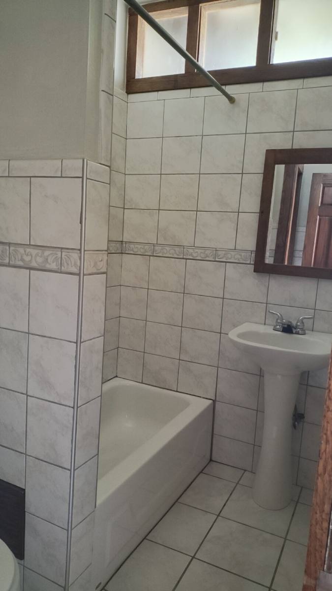 Apartment for rent at 811 16th St #8, Des Moines, IA 50314