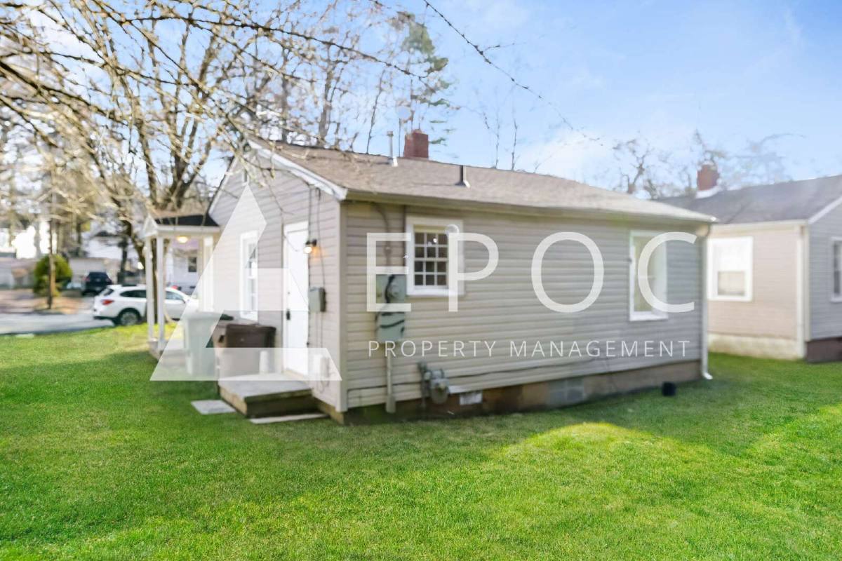 House for rent at 909 Grant St, High Point, NC 27262