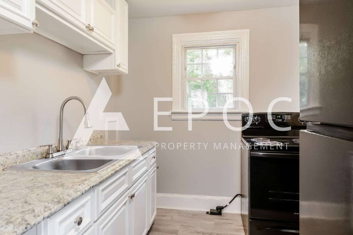 House for rent at 909 Grant St, High Point, NC 27262