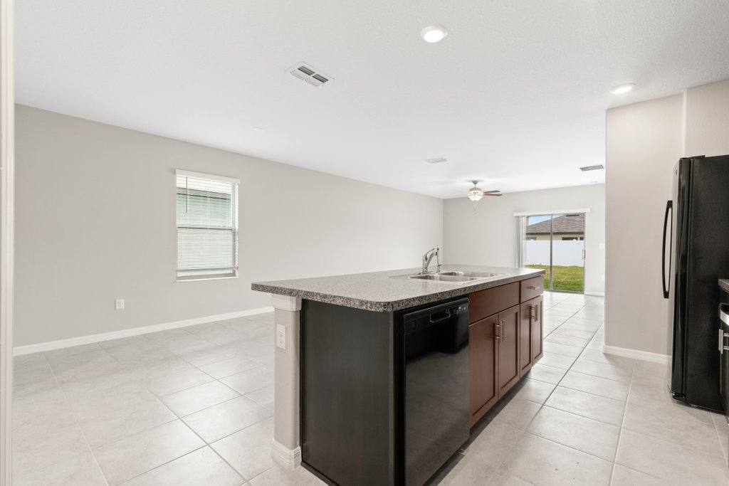 House for rent at 951 Olive Conch St, Ruskin, FL 33570