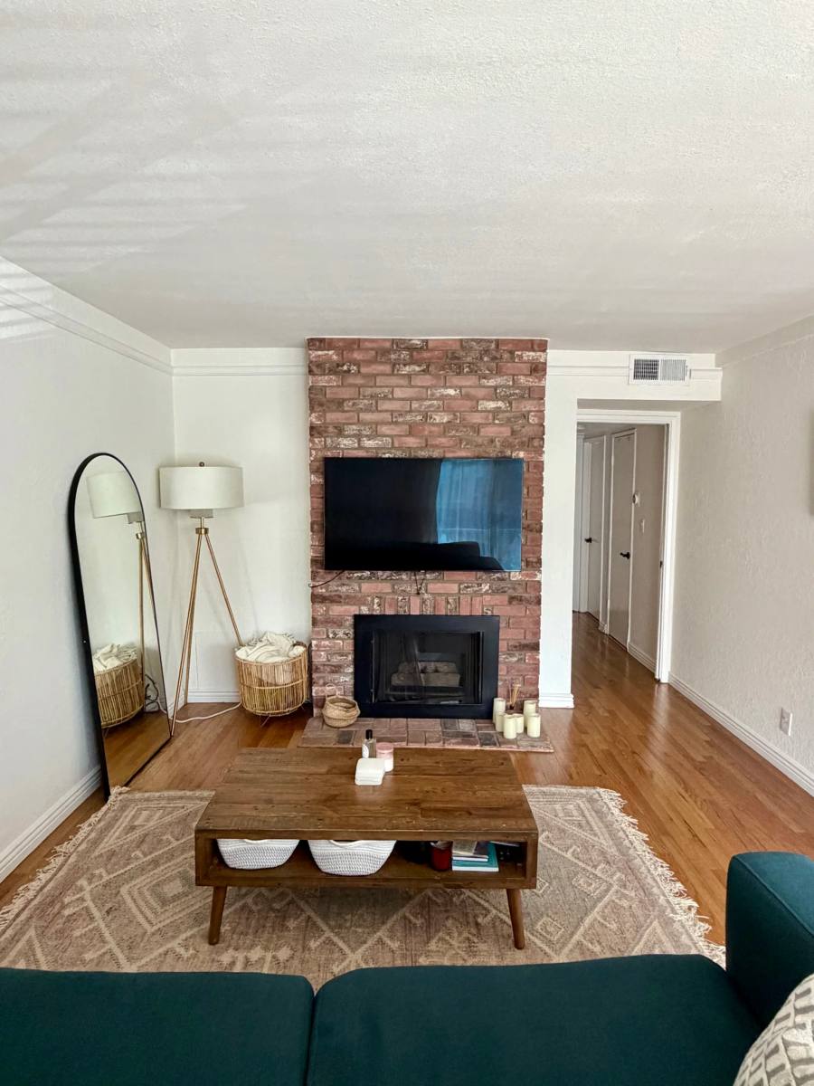 Apartment for rent at 14007 Milbank St #2, Sherman Oaks, CA 91423