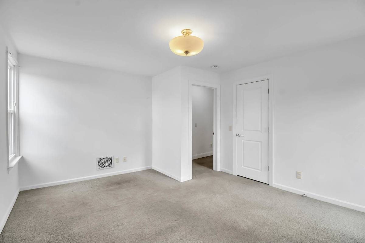 Apartment for rent at 5849 Broadway St #8, Lancaster, NY 14086