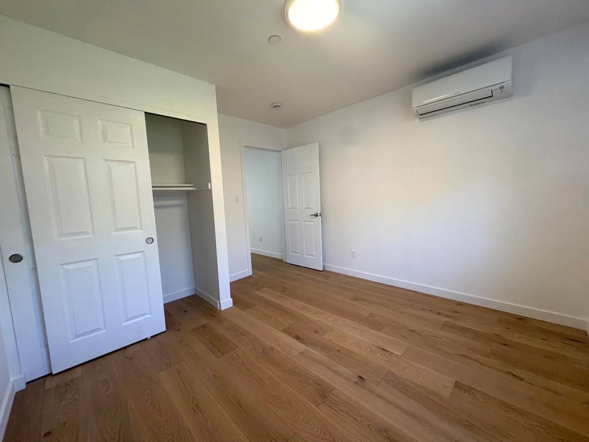 Apartment for rent at 1408 Shafter Ave #1, San Francisco, CA 94124