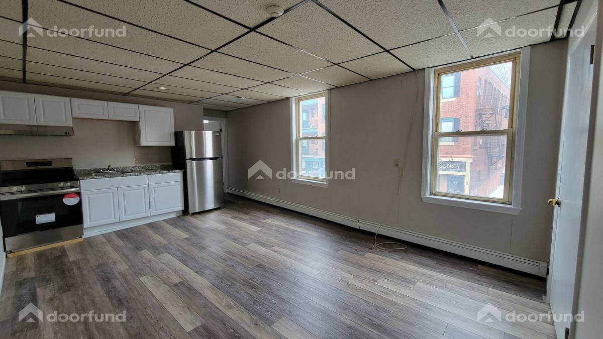 Apartment for rent at 290 Central St #4, Gardner, MA 01440