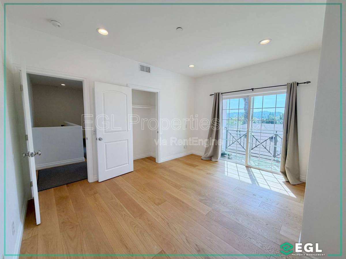 Apartment for rent at 1521 S Hayworth Ave #102, Los Angeles, CA 90035