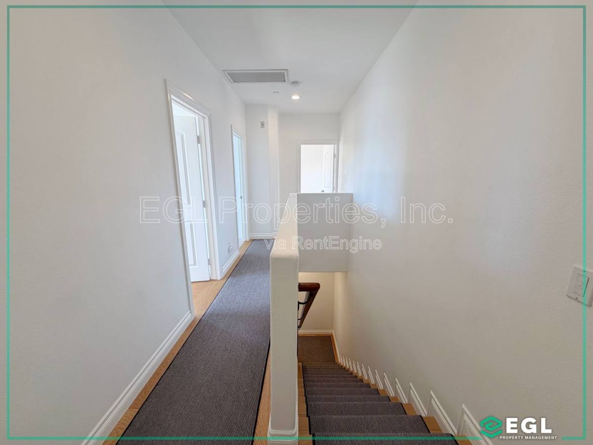 Apartment for rent at 1521 S Hayworth Ave #102, Los Angeles, CA 90035