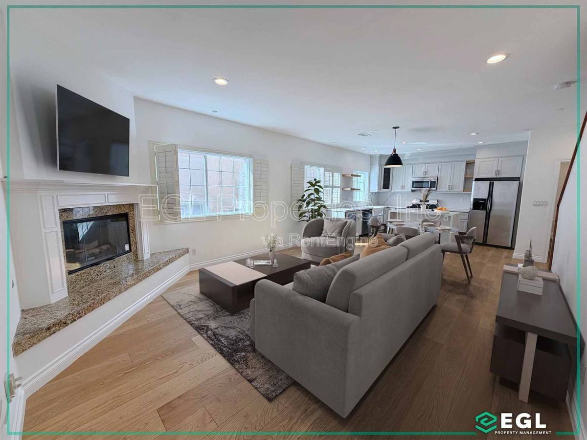 Apartment for rent at 1521 S Hayworth Ave #102, Los Angeles, CA 90035