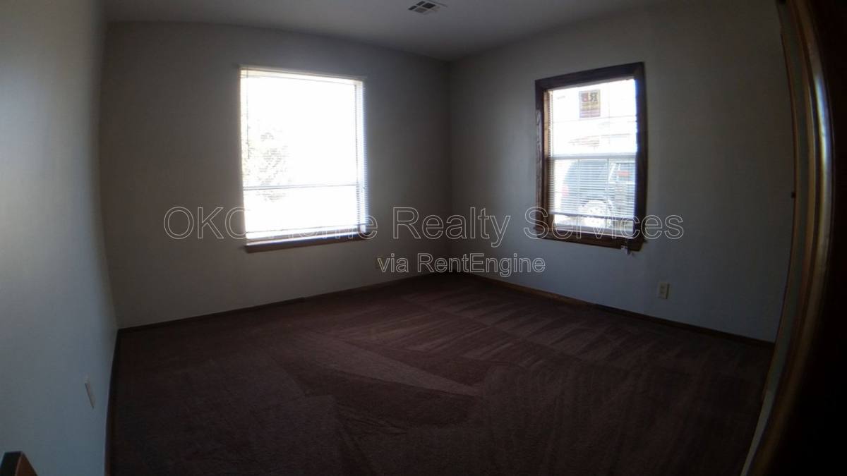House for rent at 630 SE 21st St, Oklahoma City, OK 73129
