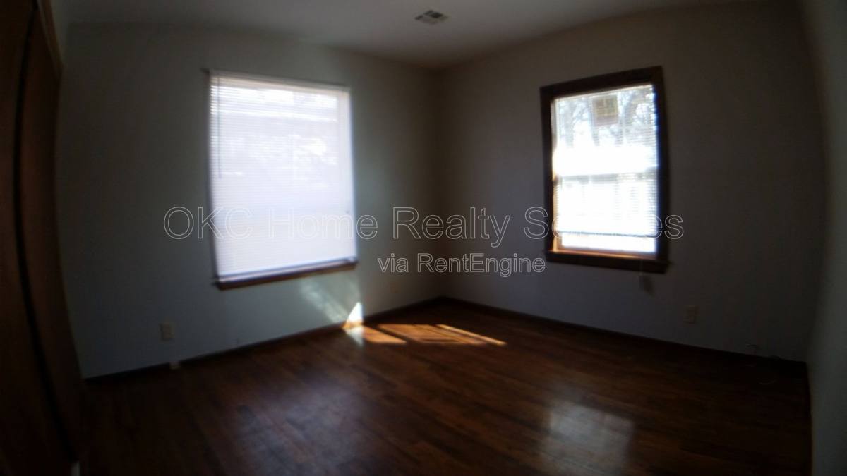 House for rent at 630 SE 21st St, Oklahoma City, OK 73129