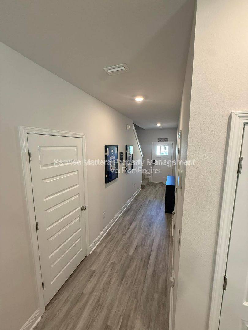 Townhouse for rent at 1401 Maritime Dr, Pensacola, FL 32507