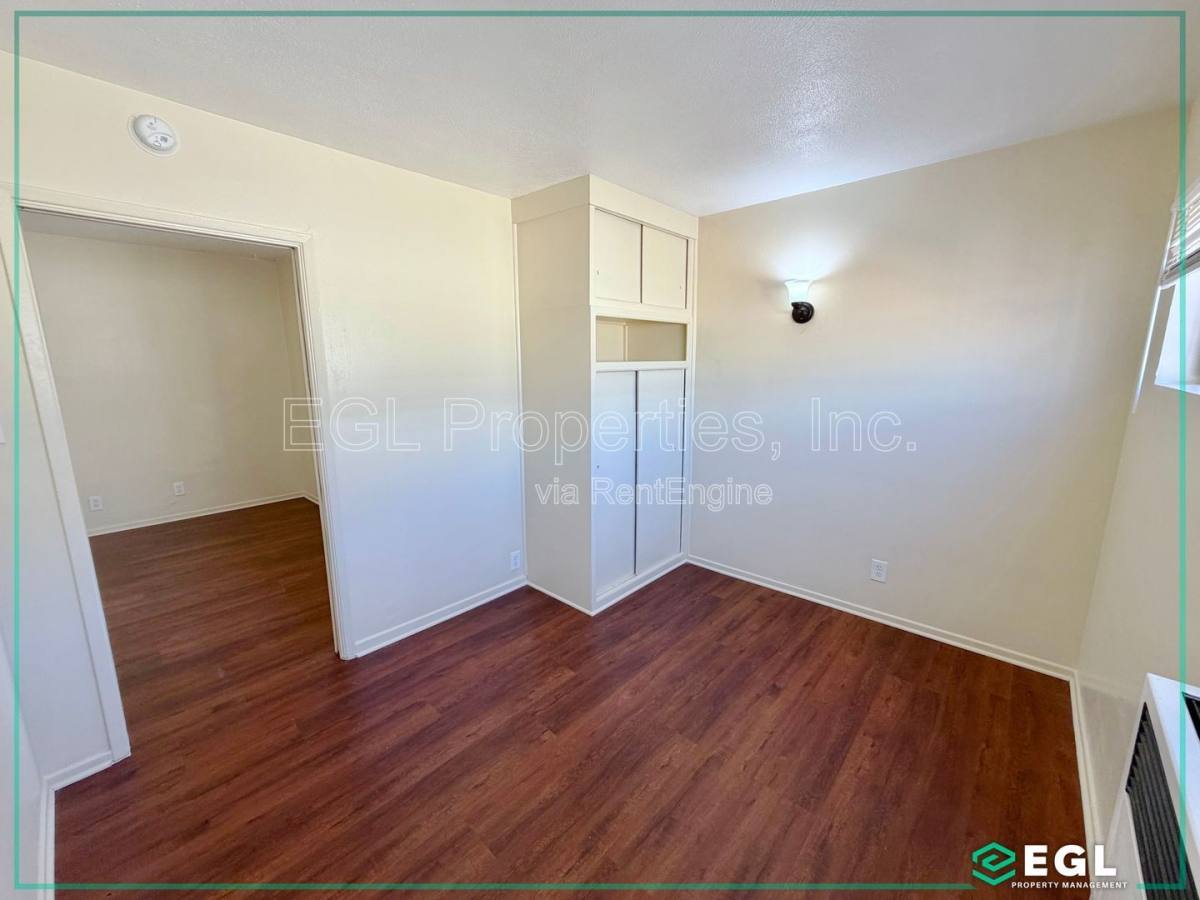 Apartment for rent at 4861 W 23rd St, Los Angeles, CA 90016