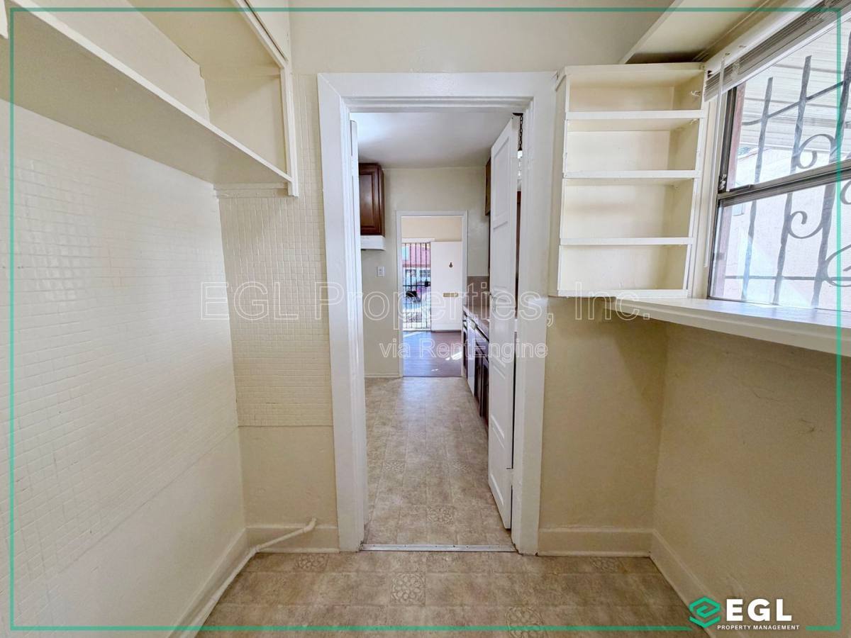 Apartment for rent at 4861 W 23rd St, Los Angeles, CA 90016