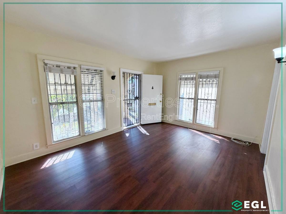 Apartment for rent at 4861 W 23rd St, Los Angeles, CA 90016