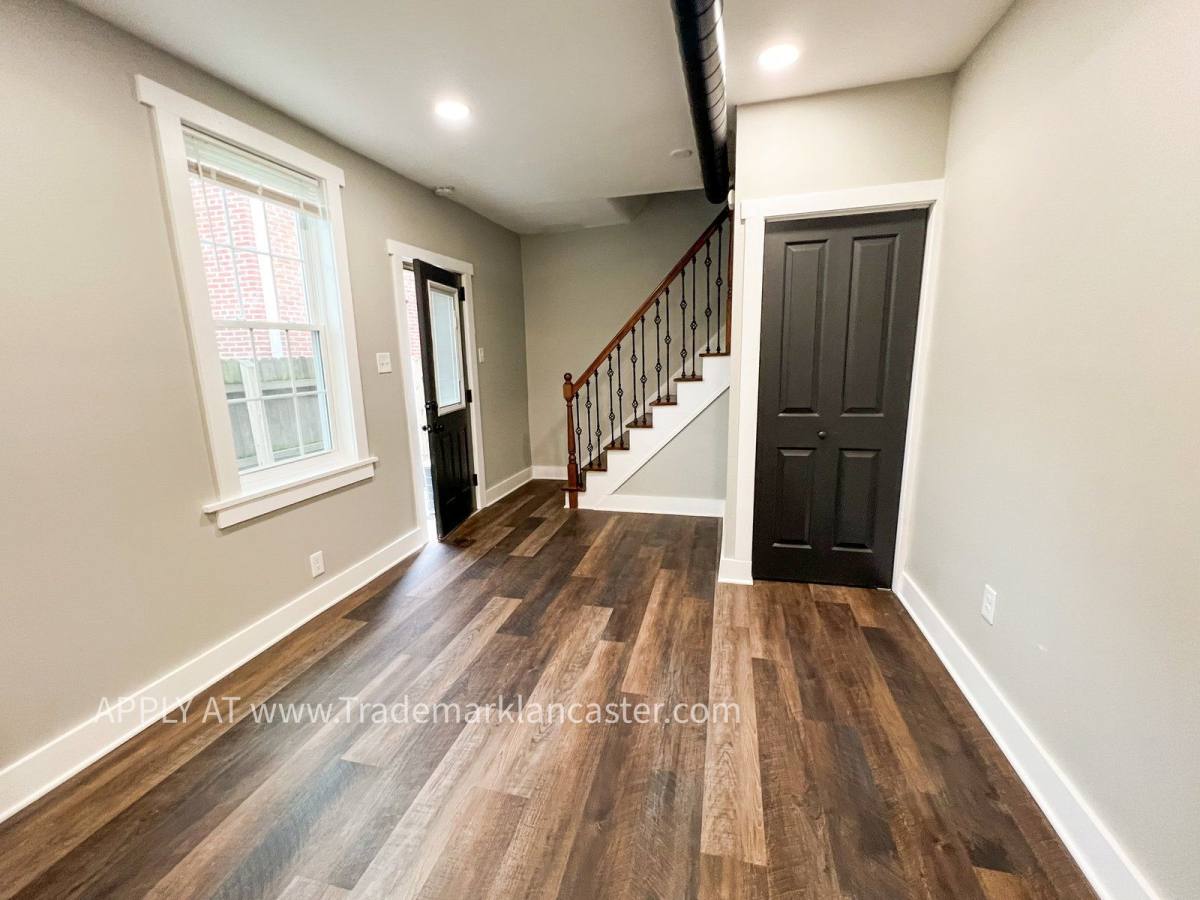 Apartment for rent at 432 W Lemon St #3, Lancaster, PA 17603
