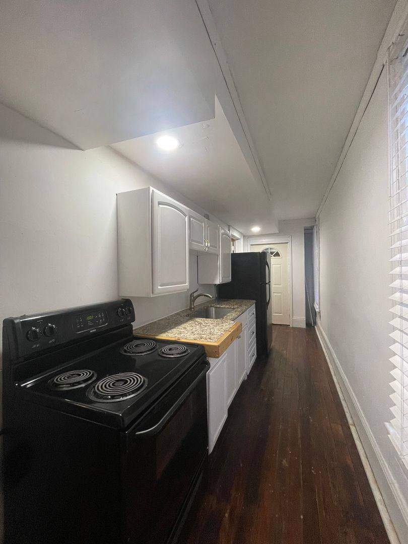 Apartment for rent at 871 Mulberry St #F, Macon, GA 31201