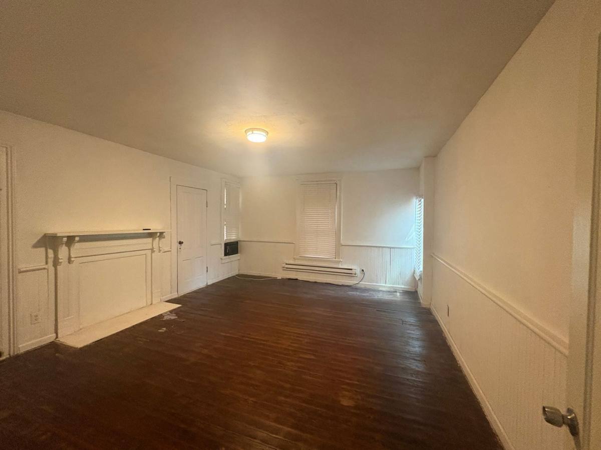 Apartment for rent at 871 Mulberry St #F, Macon, GA 31201