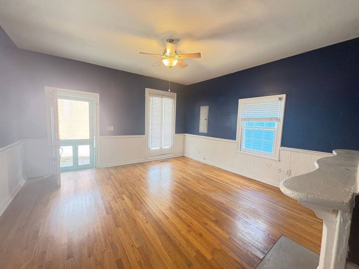Apartment for rent at 888 Walnut St Lane, Macon, GA 31201