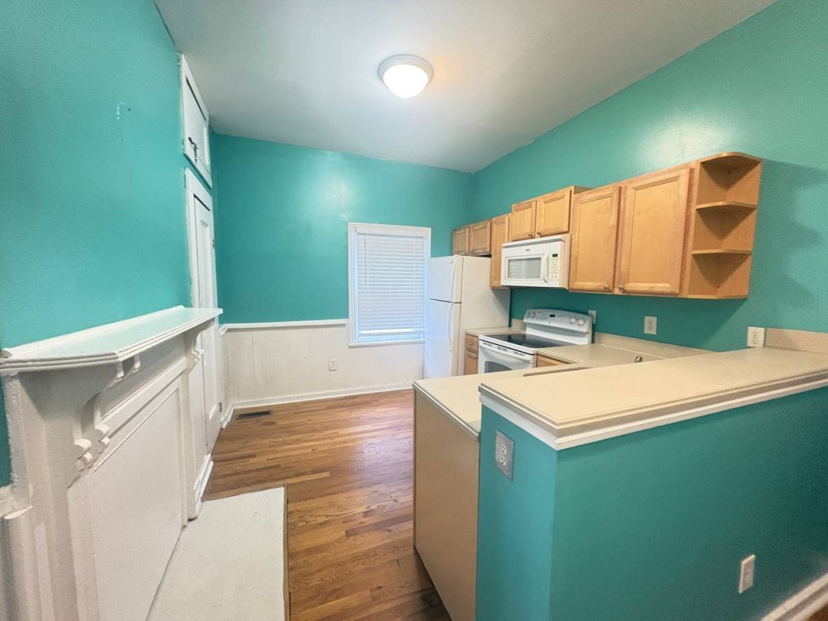 Apartment for rent at 888 Walnut St Lane, Macon, GA 31201