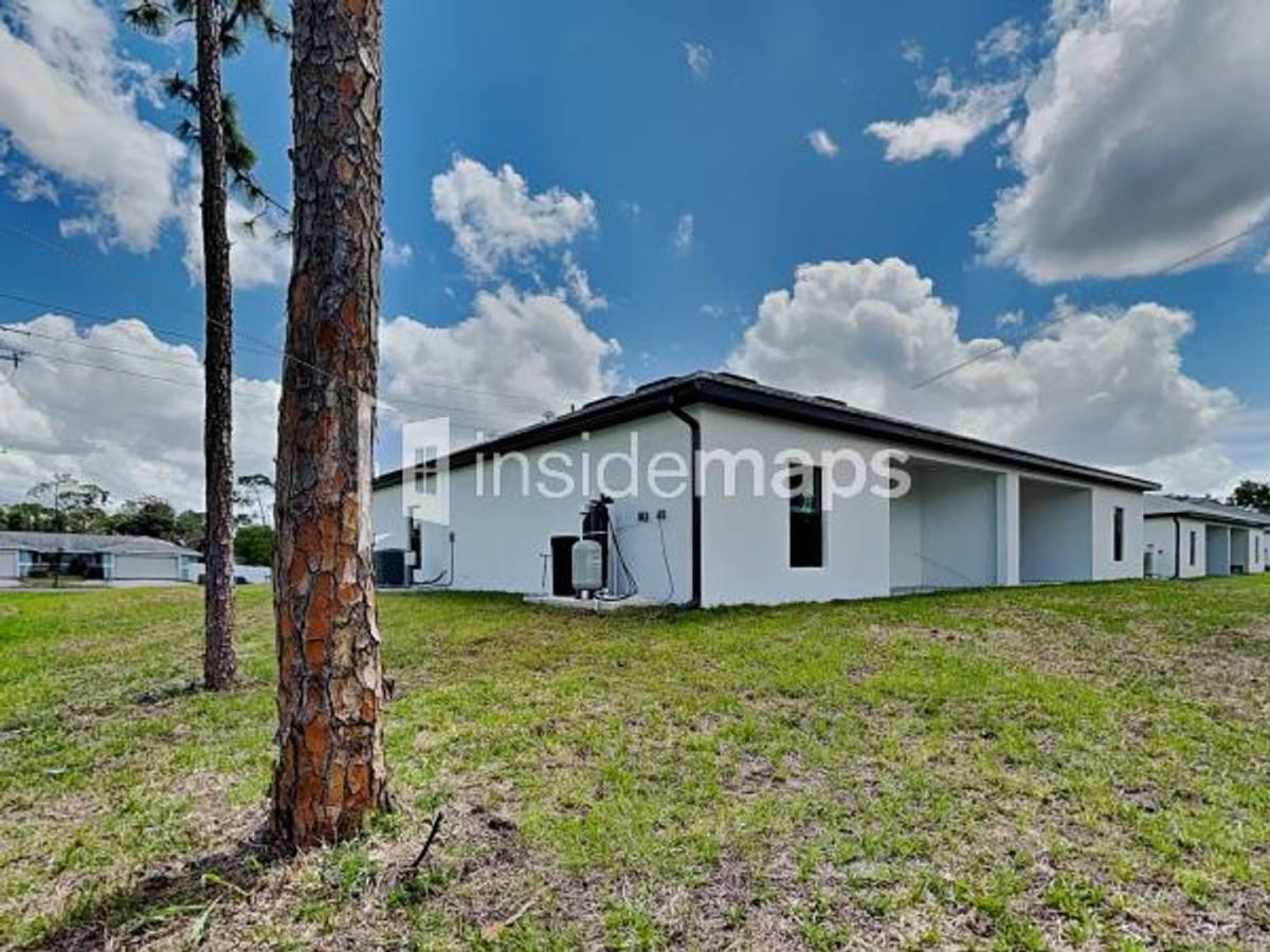 Apartment for rent at 1133 Abrams Blvd, Lehigh Acres, FL 33971