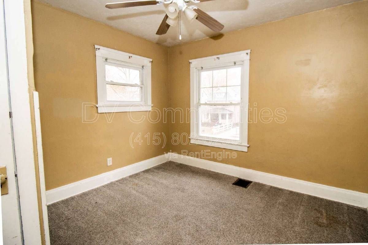 House for rent at 9711 Parmelee Ave, Cleveland, OH 44108