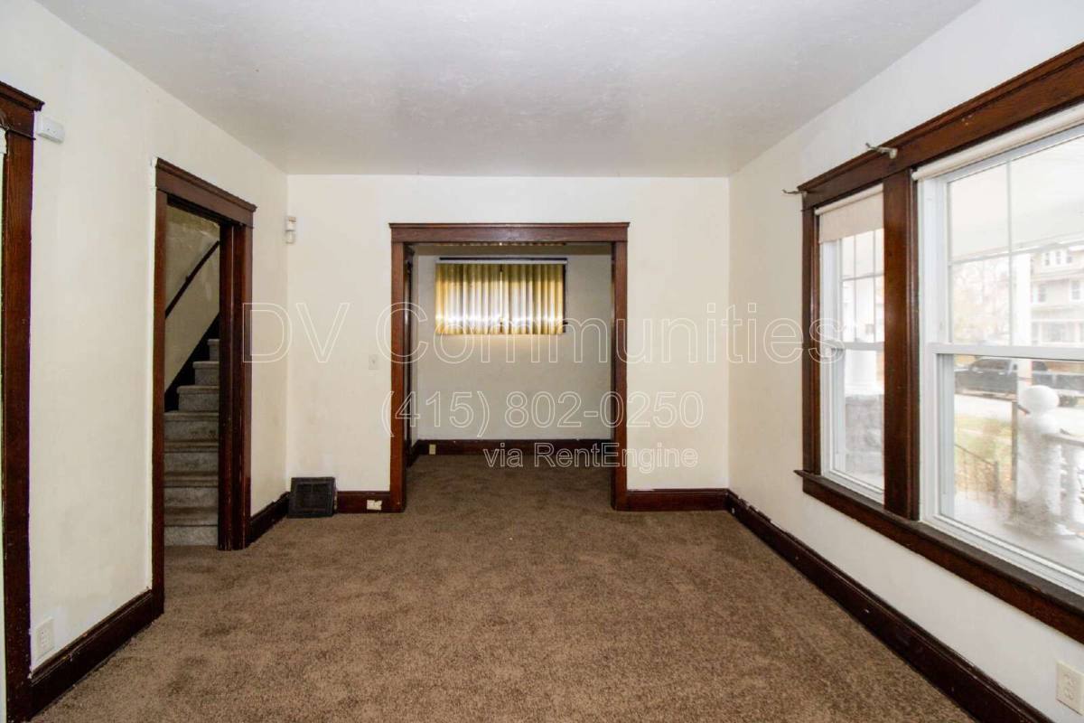 House for rent at 9711 Parmelee Ave, Cleveland, OH 44108