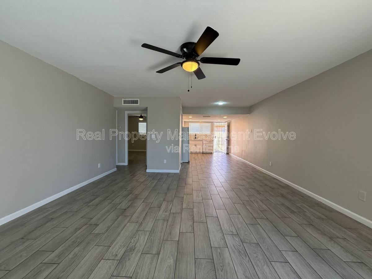Apartment for rent at 3302 W Loma Lane #3, Phoenix, AZ 85051