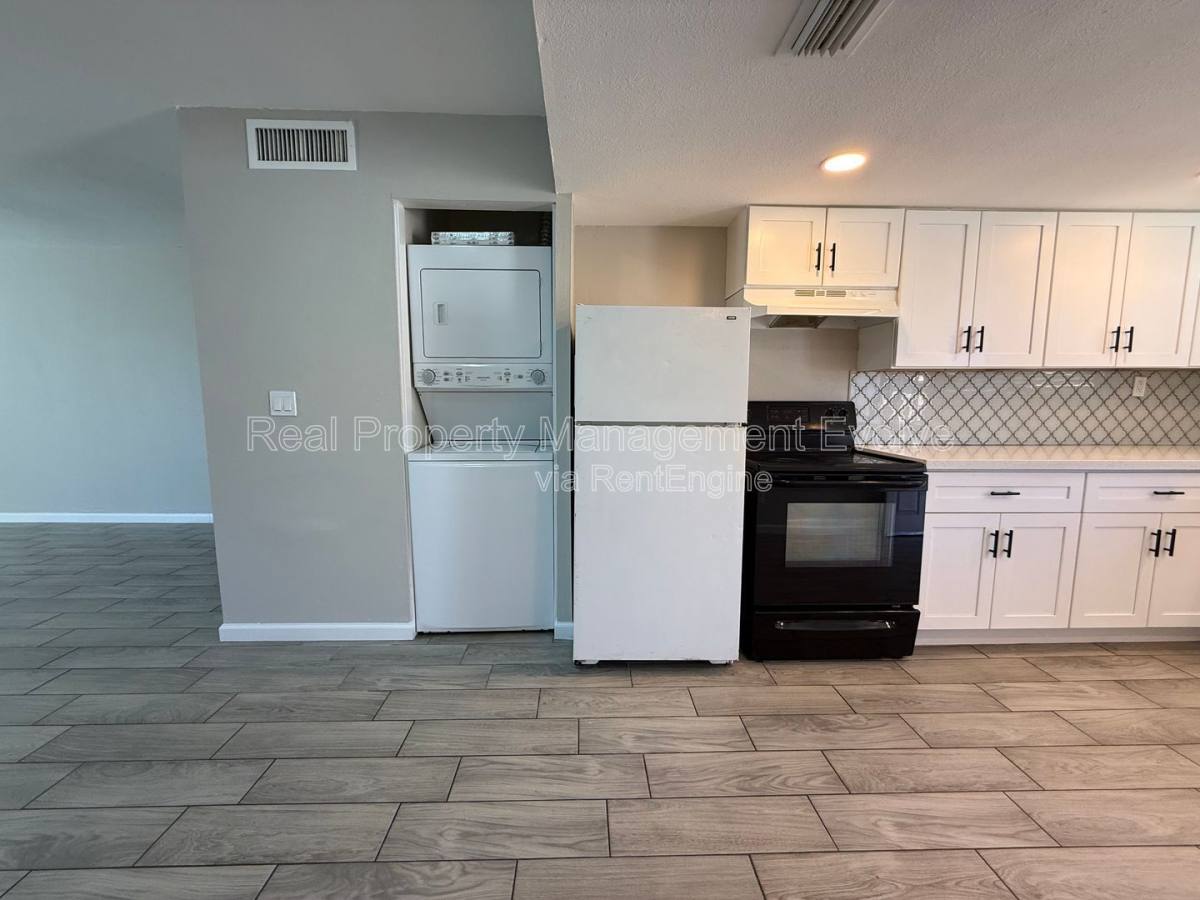 Apartment for rent at 3302 W Loma Lane #3, Phoenix, AZ 85051