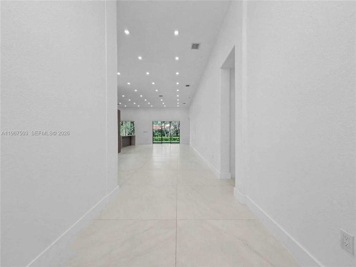 House for rent at 7733 SW 193rd St, Miami, FL 33157
