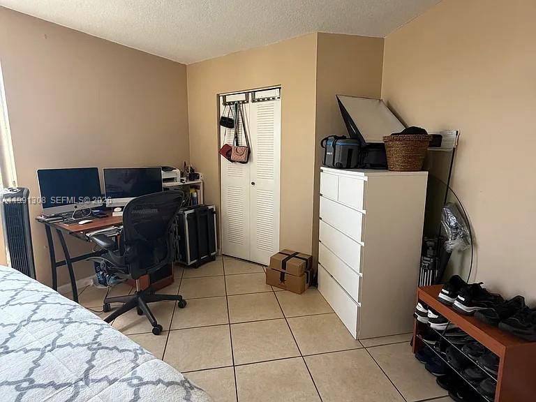 Apartment for rent at 9715 Fontainebleau Blvd, Miami, FL 33172