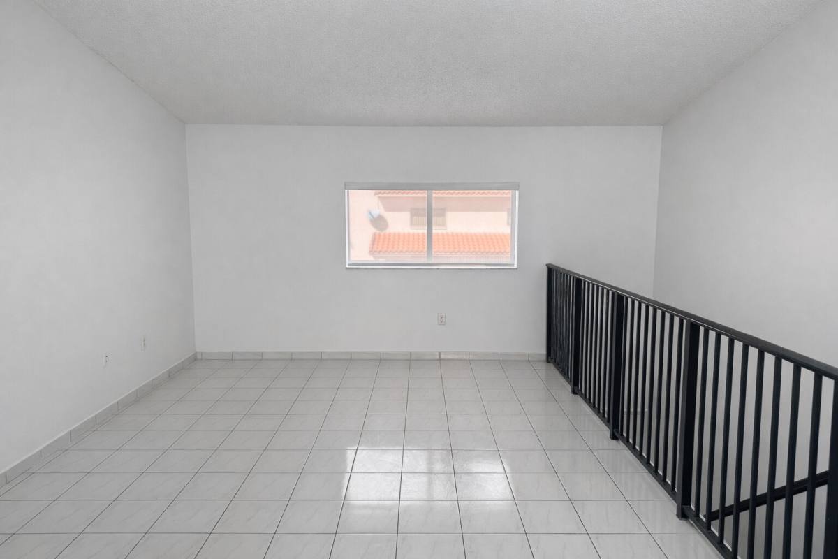 Condo for rent at 7891 W 29th Way, Hialeah, FL 33018