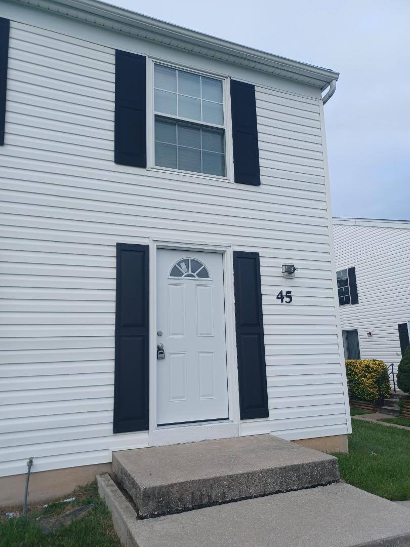Townhouse for rent at 45 Fox Run Court, Reisterstown, MD 21136