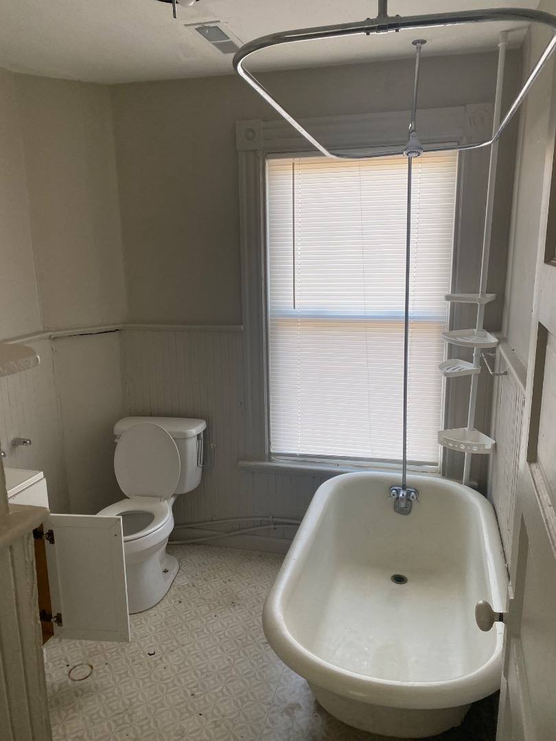 Apartment for rent at 1601 Bedford Ave #B, Lynchburg, VA 24504