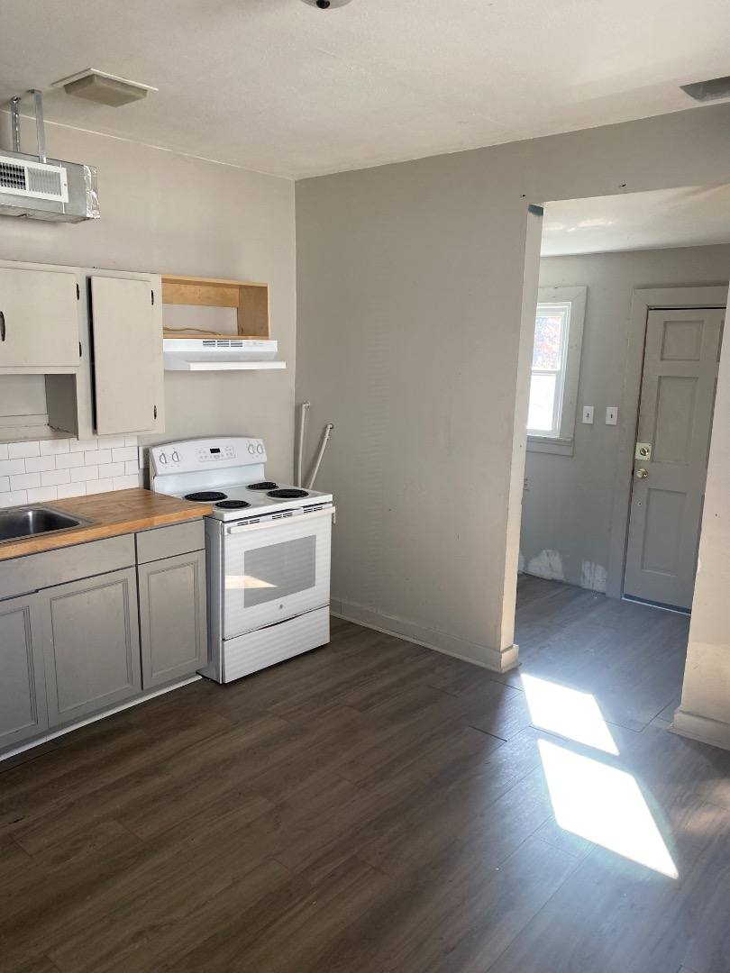 Apartment for rent at 1601 Bedford Ave #B, Lynchburg, VA 24504