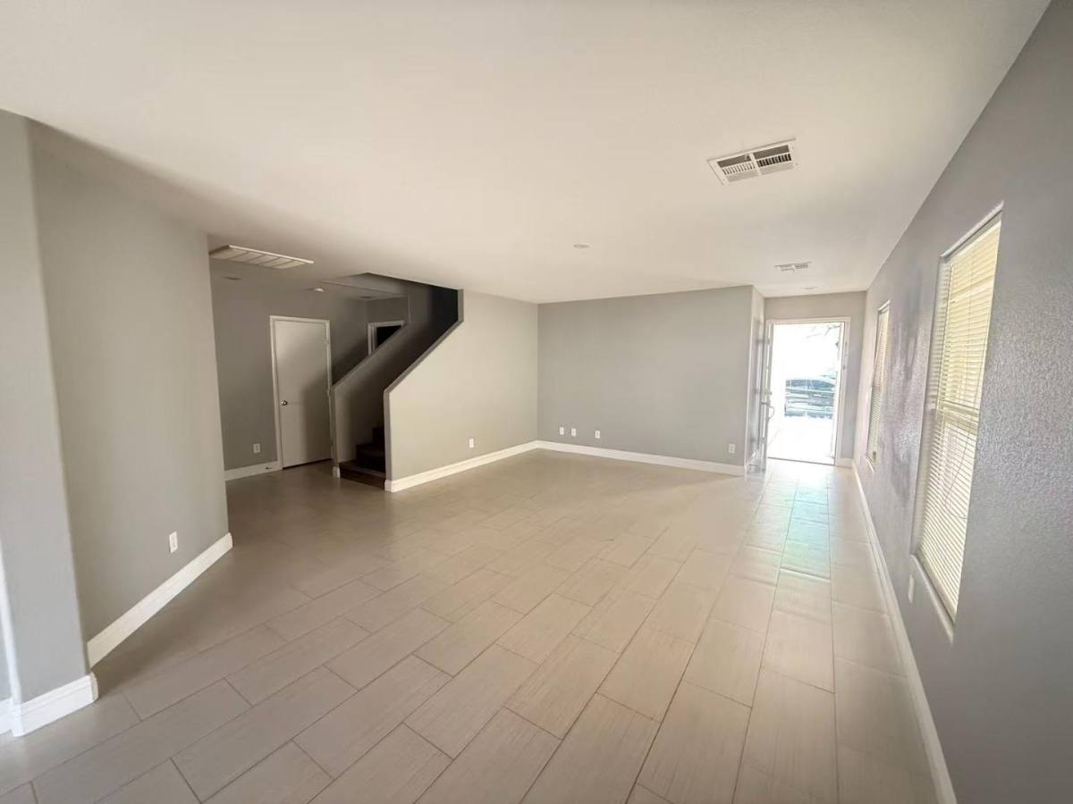 House for rent at 7548 Hope Valley St #HOPE Cw, Las Vegas, NV 89139