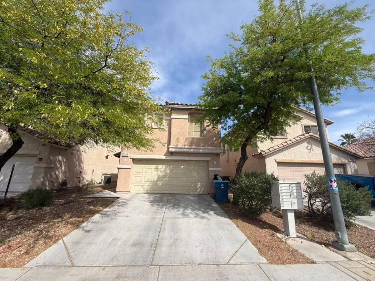 House for rent at 7548 Hope Valley St #HOPE Cw, Las Vegas, NV 89139