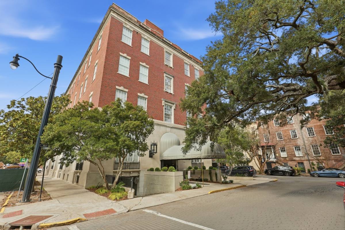 Apartment for rent at 321 Abercorn St 304, Savannah, GA 31401