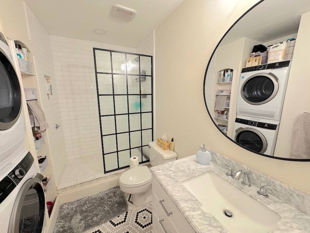 Apartment for rent at 321 Abercorn St 304, Savannah, GA 31401
