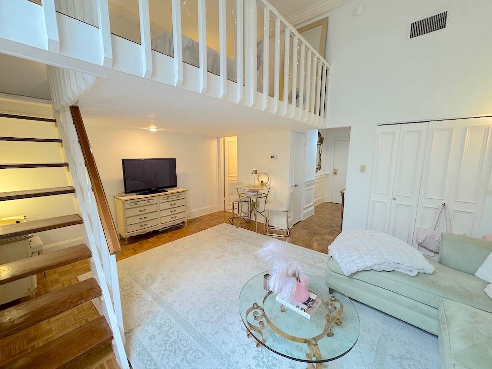 Apartment for rent at 321 Abercorn St 304, Savannah, GA 31401