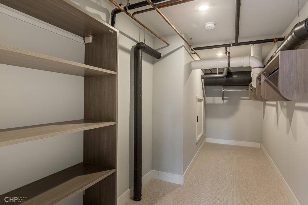 Apartment for rent at 729 N Sangamon, Chicago, IL 60642