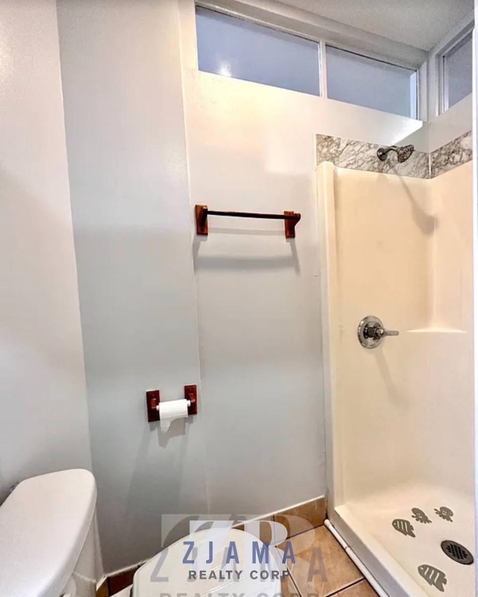 Apartment for rent at 354 Bay Ridge Parkway #4G, Brooklyn, NY 11209