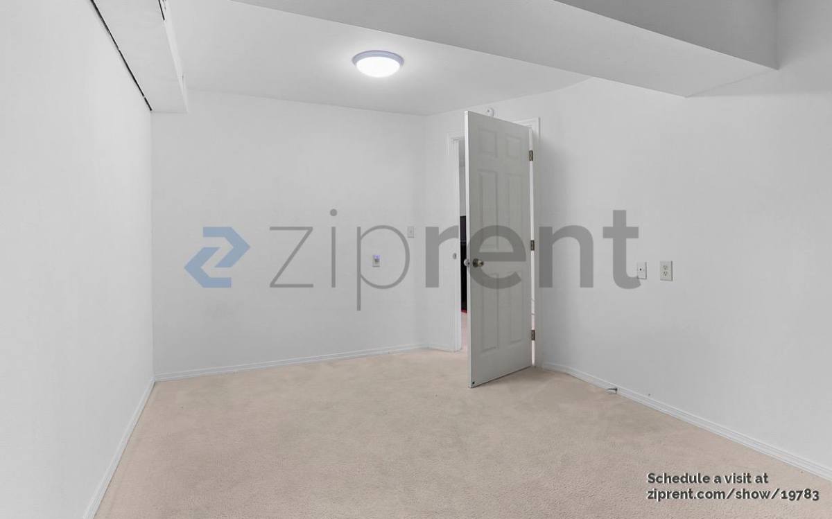 House for rent at 17815 8th Ave NE #A, Seattle, WA 98155
