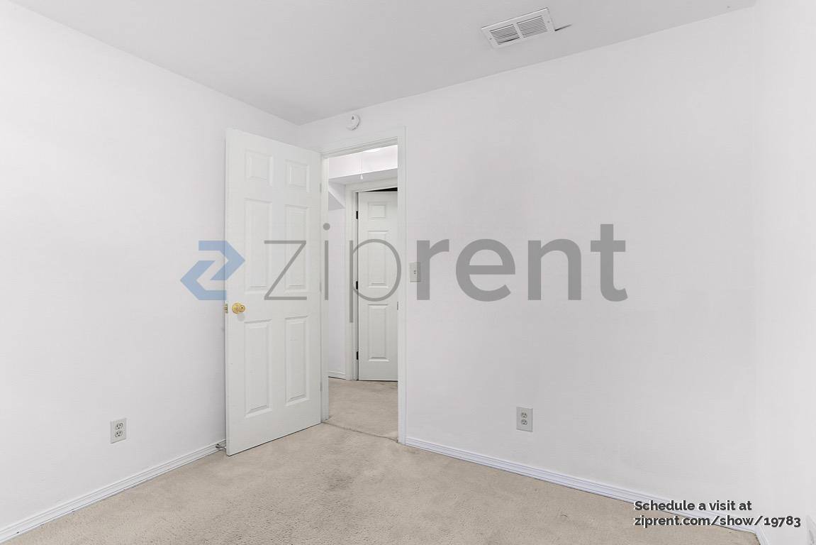 House for rent at 17815 8th Ave NE #A, Seattle, WA 98155