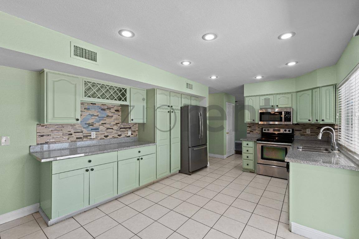 House for rent at 899 Monika Way, Las Vegas, NV 89119