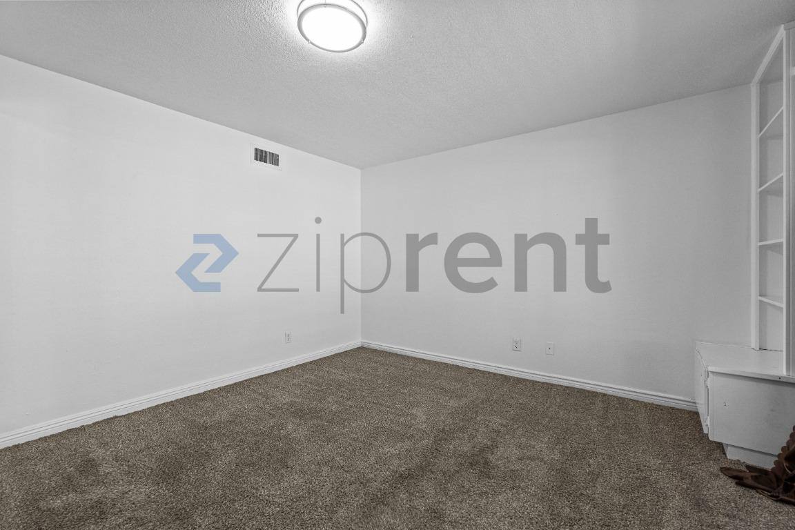 House for rent at 899 Monika Way, Las Vegas, NV 89119