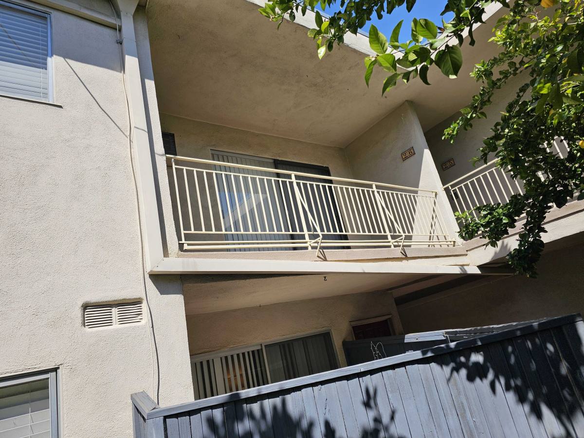 Apartment for rent at 11839 Magnolia Blvd #26, Valley Village, CA 91607
