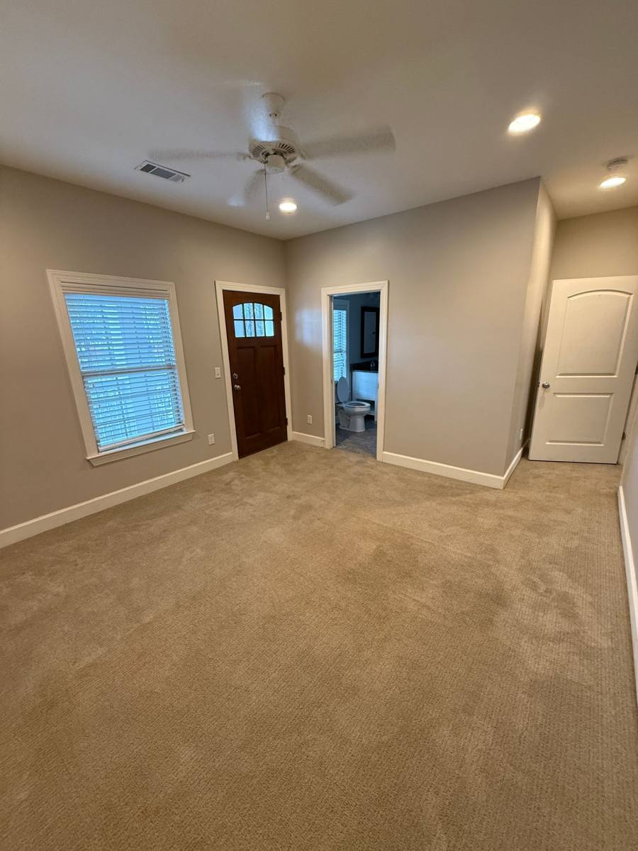 Townhouse for rent at 1401 Pinnacle Park Lane, Tuscaloosa, AL 35406