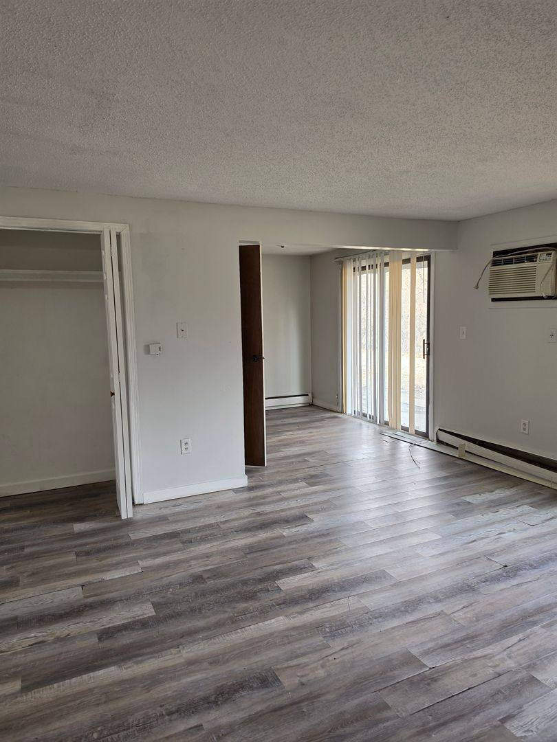 Apartment for rent at 800 N Omaha Ave, Sioux Falls, SD 57103
