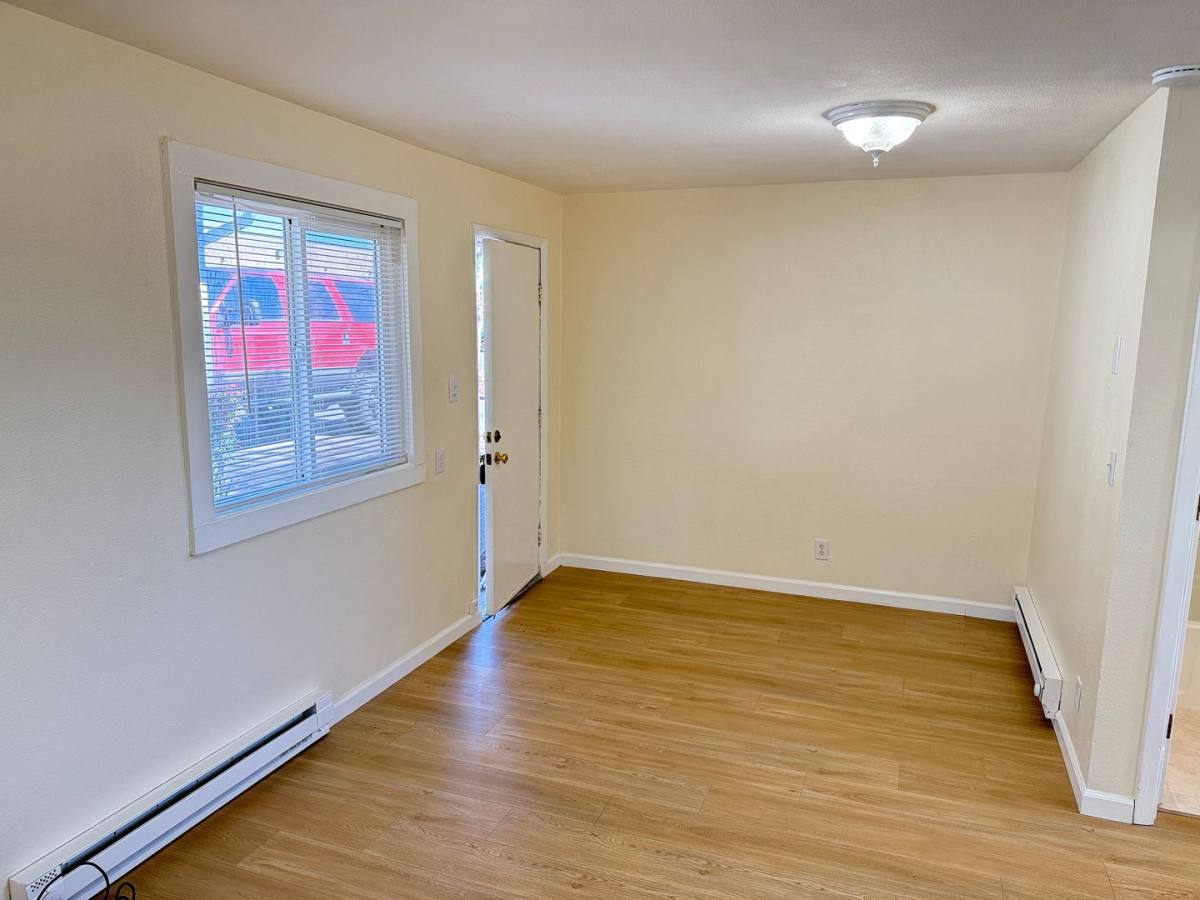 House for rent at 1248 Juniper St, Junction City, OR 97448
