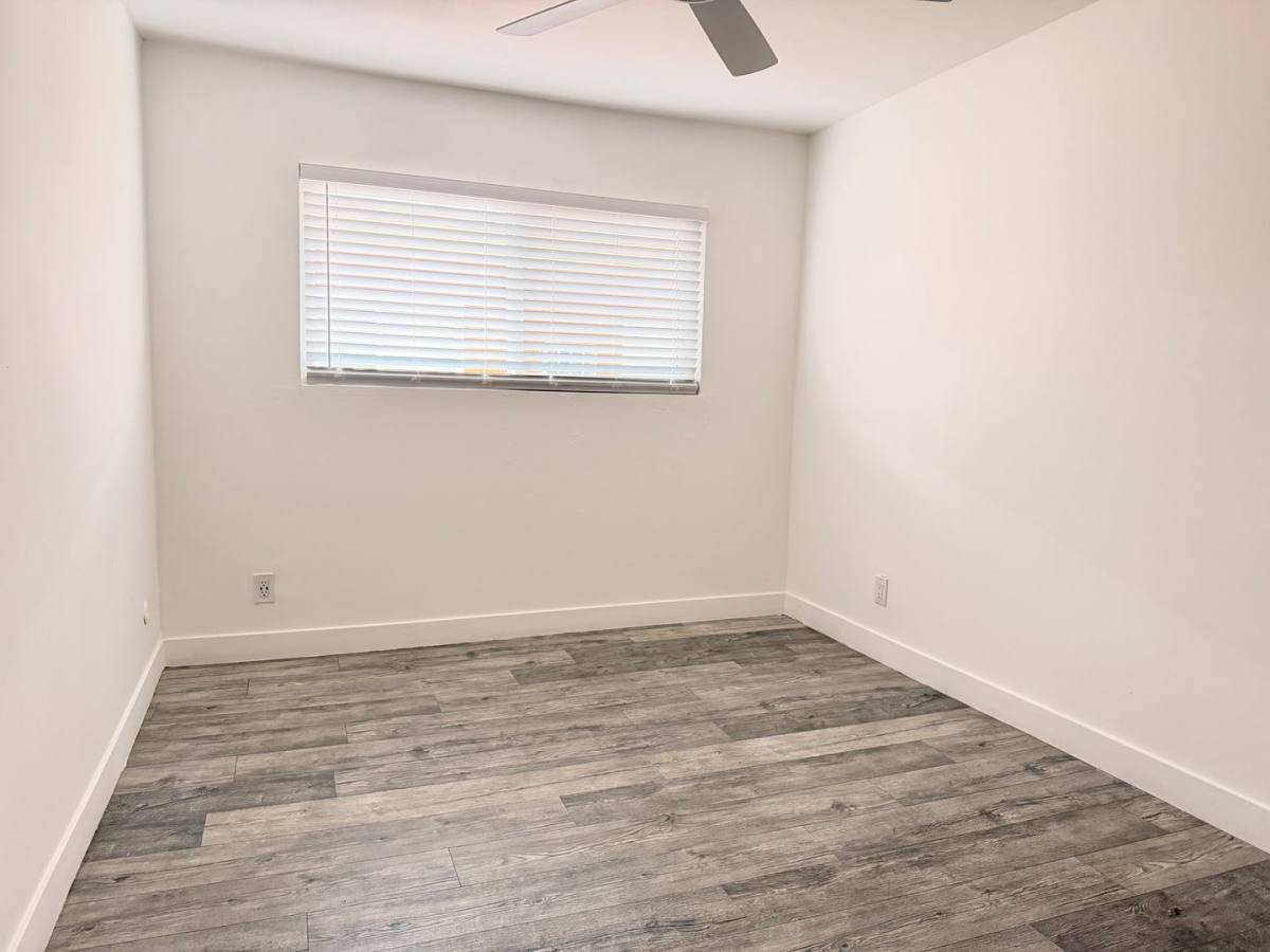 Apartment for rent at 15855 Saticoy, Van Nuys, CA 91406