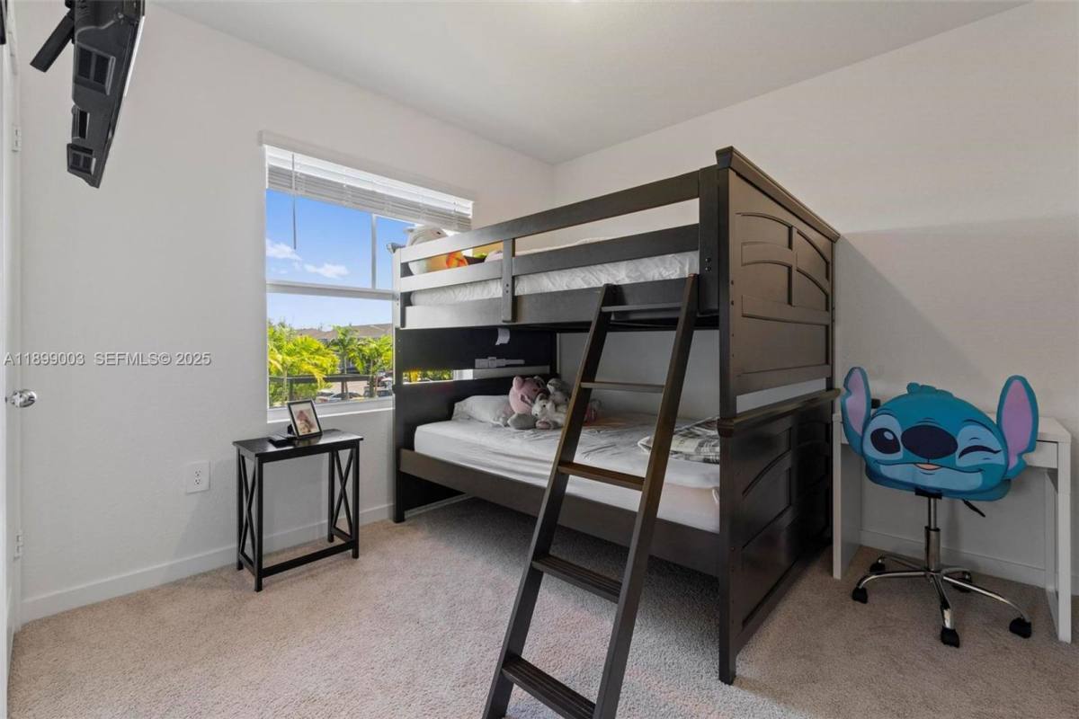 House for rent at 377 NE 1st Dr, Homestead, FL 33034